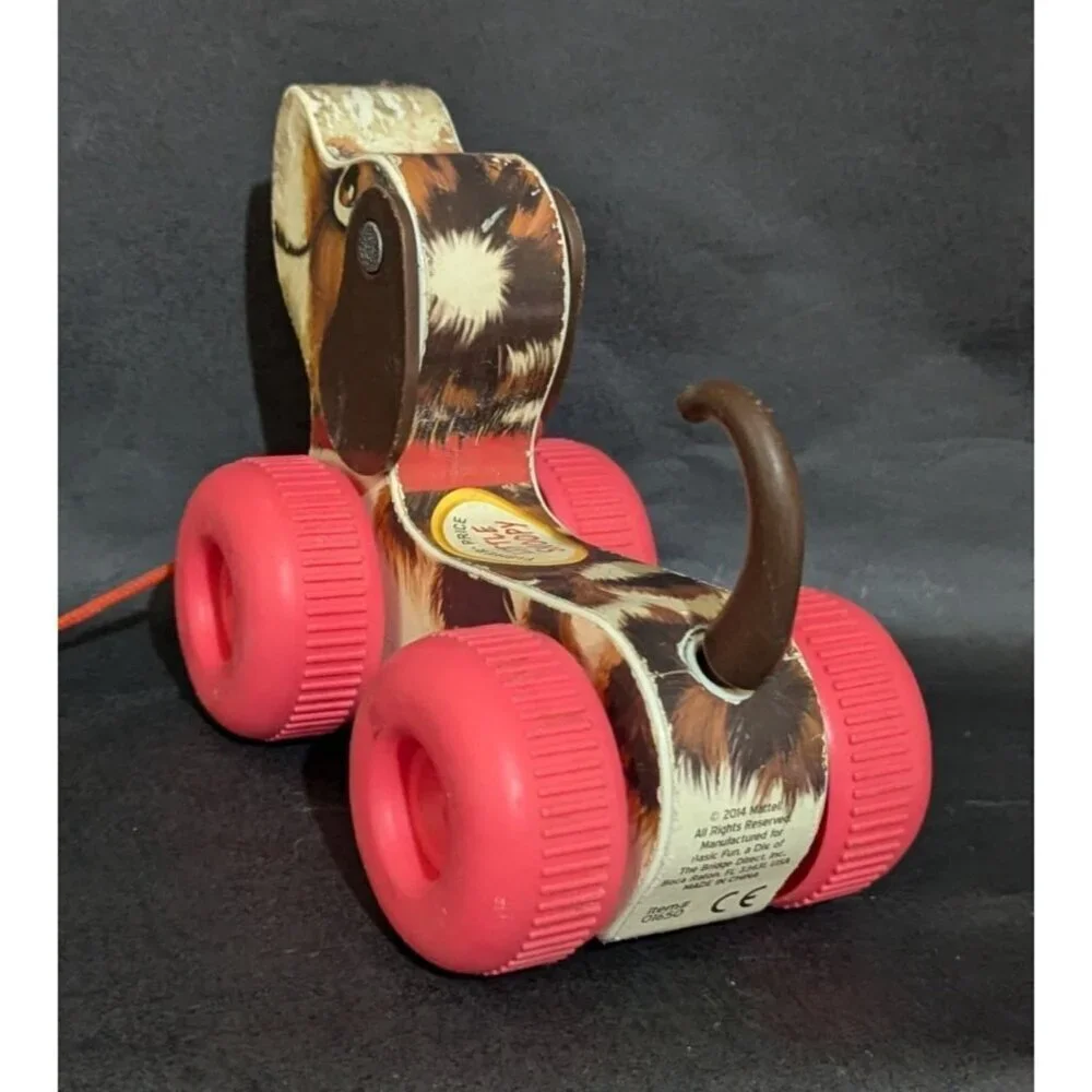 Fisher-Price Pull-Along Puppy Dog Toy With Red Wheels & Tail‎ 2014 retro style